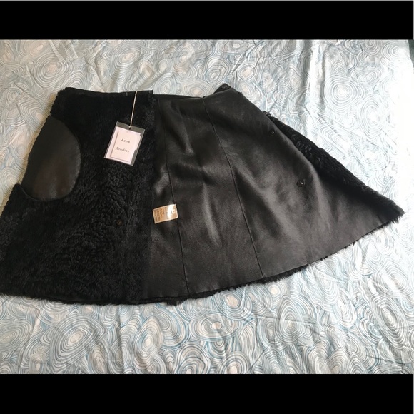Acne leather and Icelandic shearling wrap skirt - Picture 2 of 5